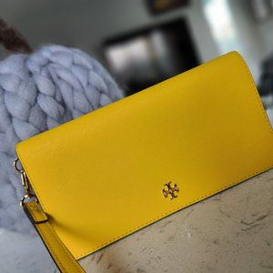 TORY BURCH Emerson Slim Wristlet Envelope Wallet